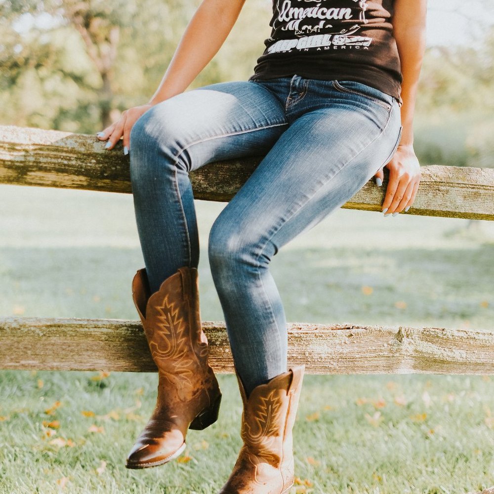 Meet your Posher, Blue Jean Baby